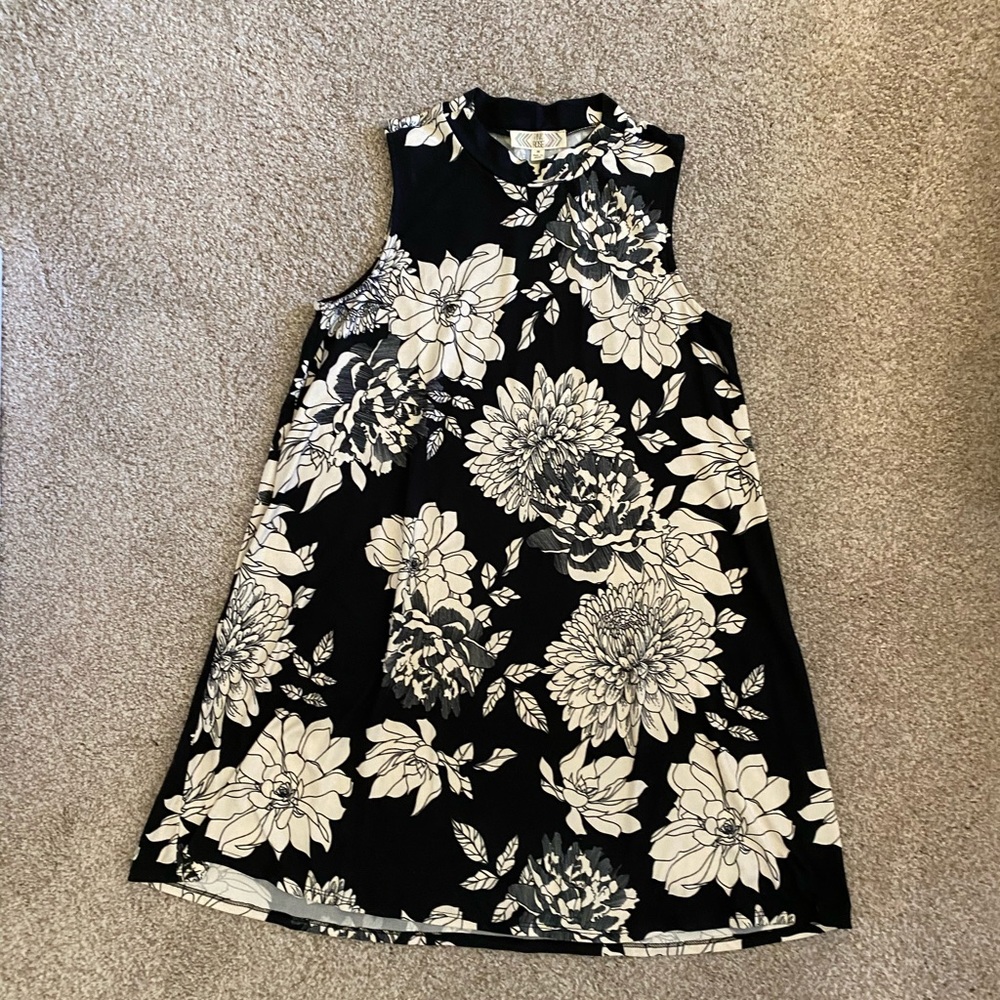 Floral Dress. Size M